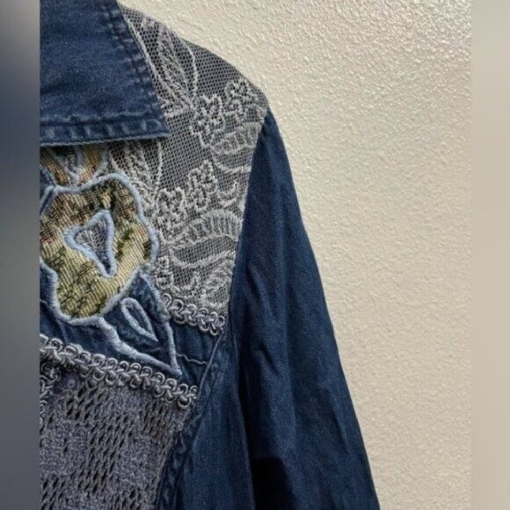 Vintage Navy Blue Maxi Dress with Embroidered Accents - Picture 9 of 13